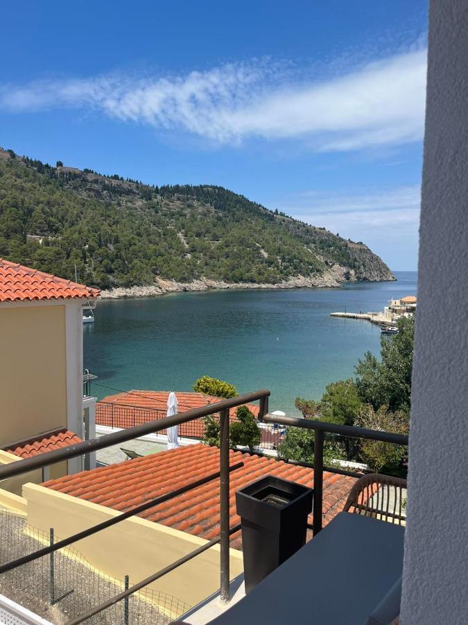 Готель Vassilis Retreat Асос Екстер'єр фото